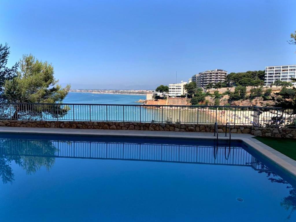 Bahia Apartamento Sobre El Mar Salou Bagian luar foto